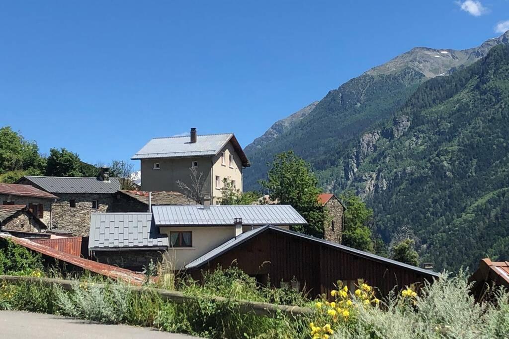 Logement Renove Avec Vue Panoramique La Saussaz Zewnętrze zdjęcie