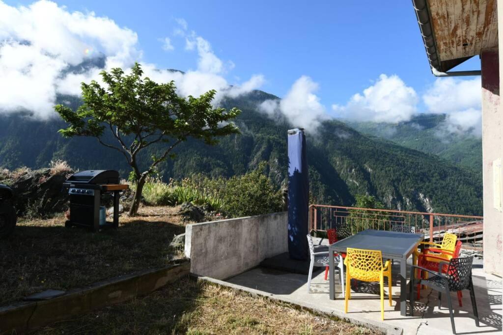 Logement Renove Avec Vue Panoramique La Saussaz Zewnętrze zdjęcie