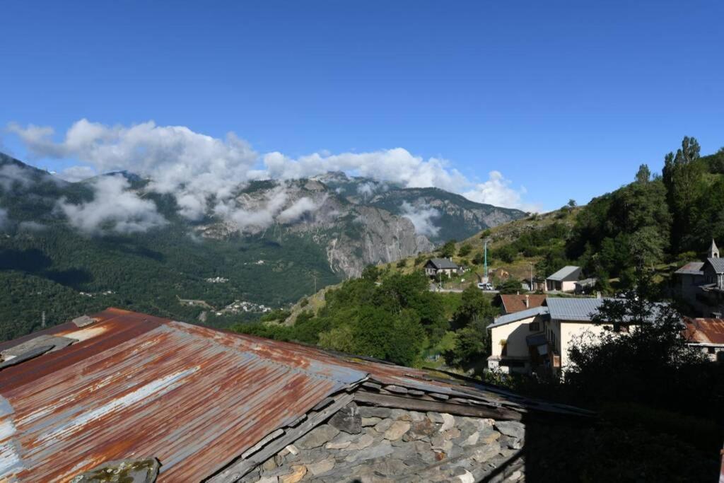 Logement Renove Avec Vue Panoramique La Saussaz Zewnętrze zdjęcie